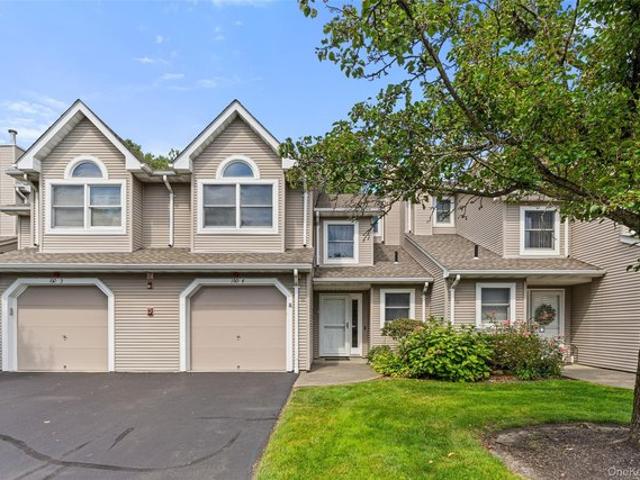 Condo for sale in Rockland, New York