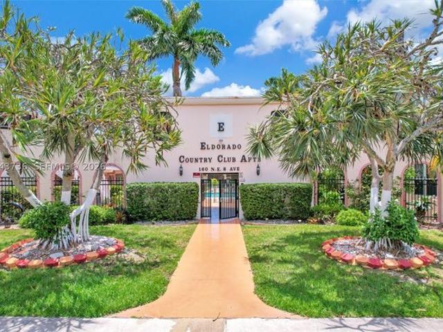 Condo for sale in Hallandale, Florida