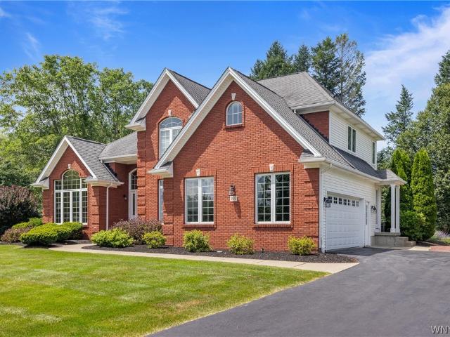 House for sale in Orchard Park, New York