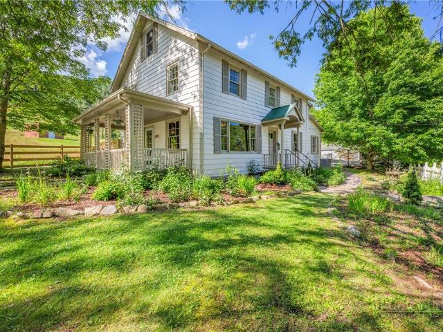 House for sale in Banner Elk, Avery County