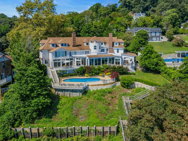 House for rent in Monmouth, New Jersey
