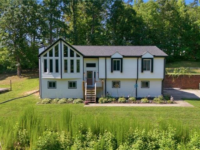 House for sale in Davidson, North Carolina