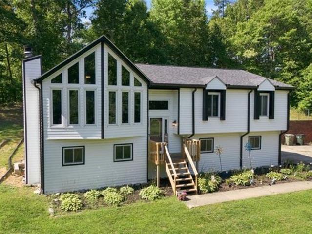 House for sale in Davidson, North Carolina