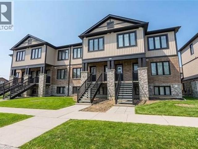 Townhouse for rent in Kitchener, Ontario