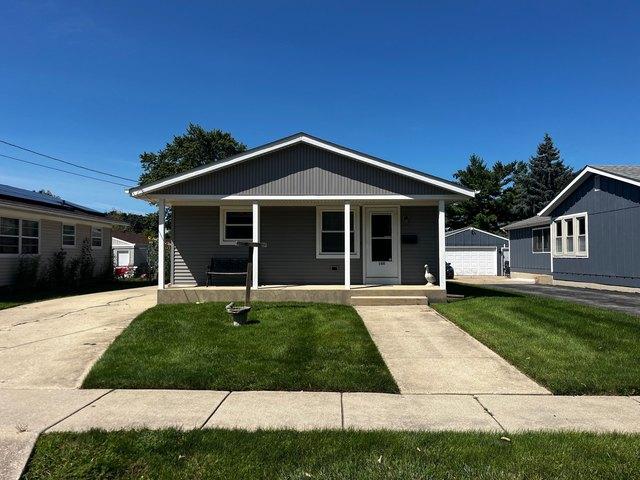 House for sale in Elgin, Kane County