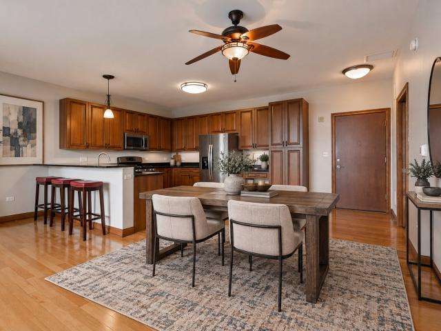 Condo for sale in Aurora, Kane County