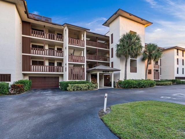 Condo for sale in Stuart, Martin County