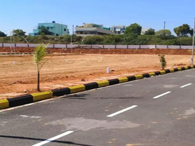 Land for sale in Hariana