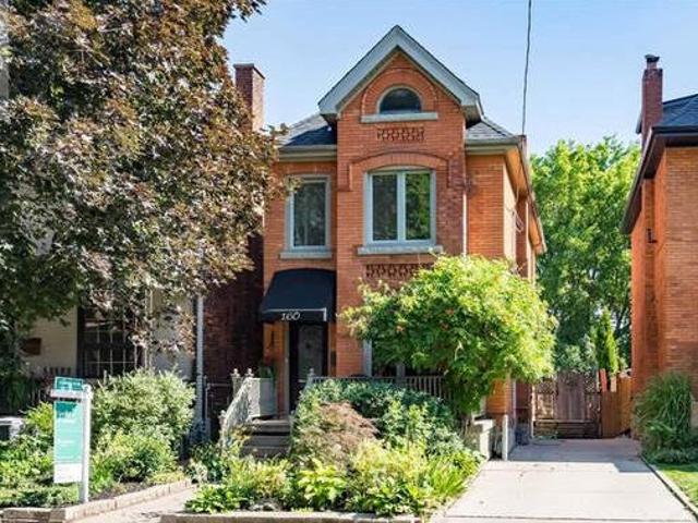 House for sale in Hamilton, Ontario