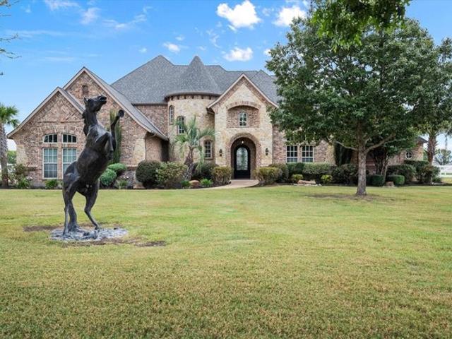 House for sale in Ellis, Texas