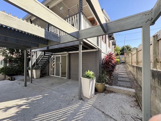 Apartment for rent in Toombul, Queensland