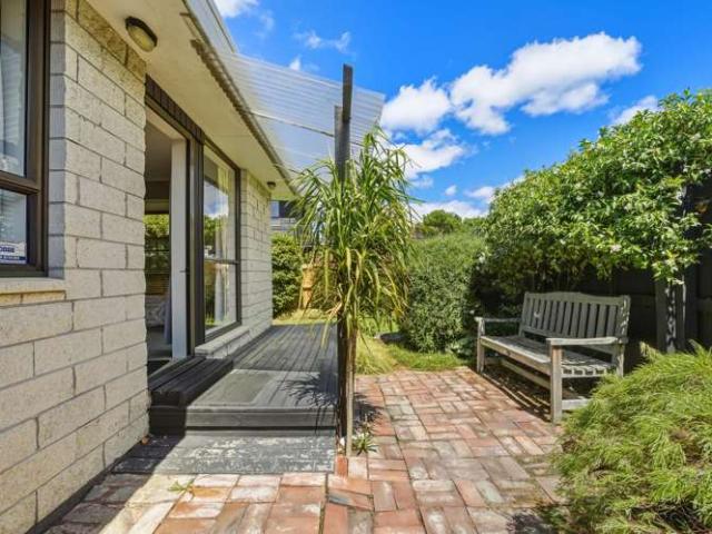 Apartment for sale in Saint Albans, Canterbury