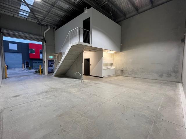 Warehouse for rent in Sutherland, New South Wales