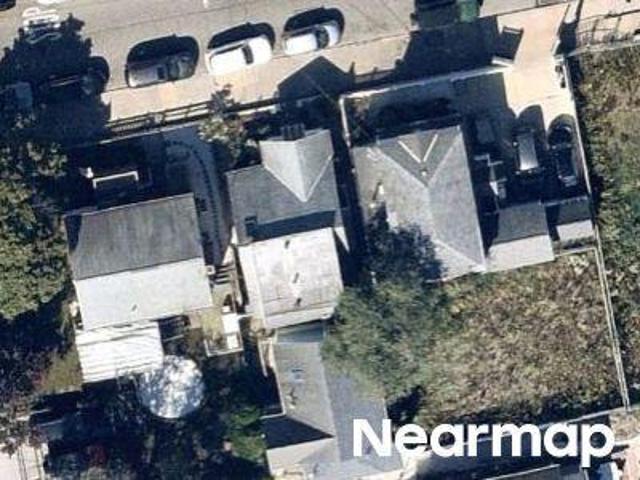 House for sale in Queens, Arverne