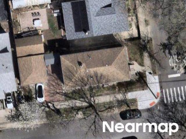 House for sale in Queens, Arverne