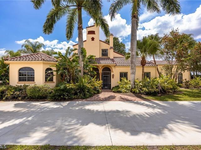 House for sale in Alva, Florida
