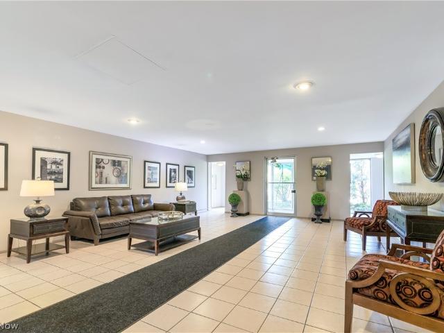 Condo for sale in Shaker Heights, Ohio