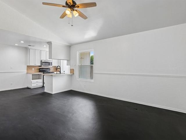 Townhouse for sale in Pflugerville, Texas