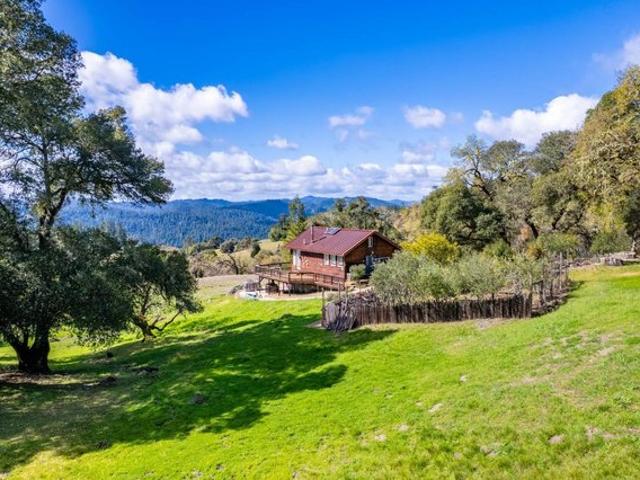 House for sale in Yorkville, California