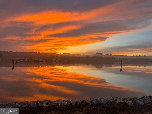 Land for sale in Piney Point, Maryland