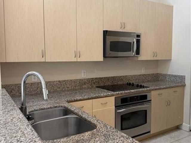 Condo for sale in Weston, Florida