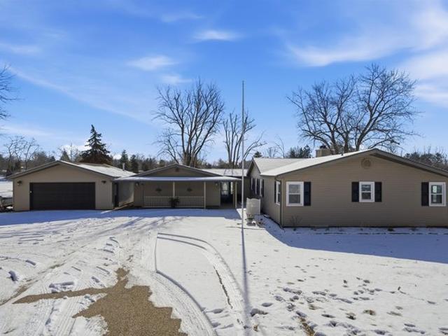 House for sale in Fulton, Illinois