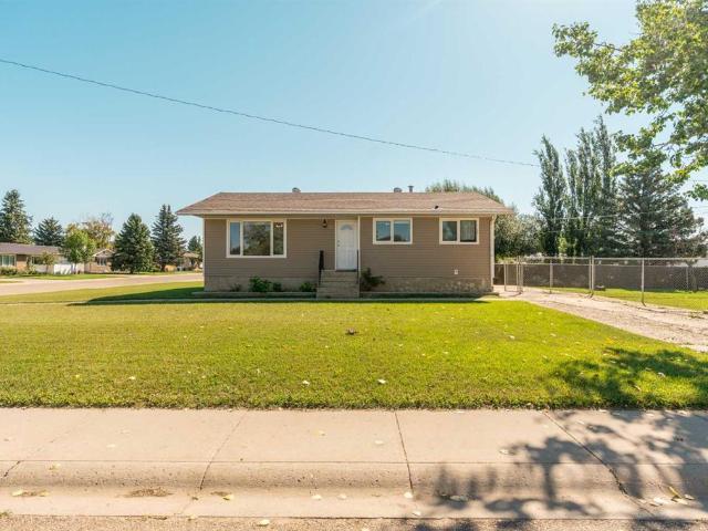 House for sale in Vauxhall, Alberta