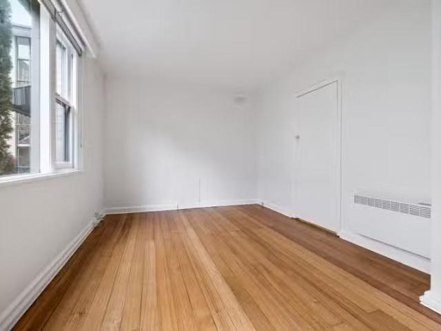 Apartment for rent in East Melbourne