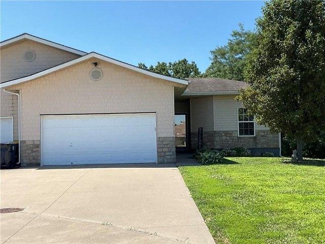 Townhouse for sale in Kansas City, Missouri