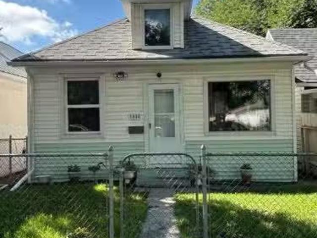 House for sale in Lethbridge, Alberta