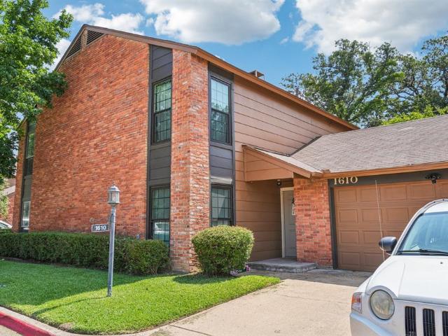 Townhouse for sale in Irving, Texas