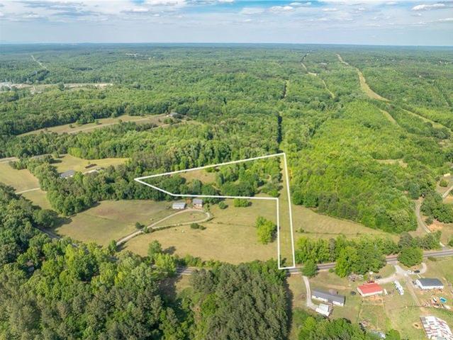 Farm for sale in Belton, South Carolina