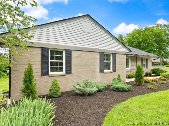 House for sale in New Albany, Indiana