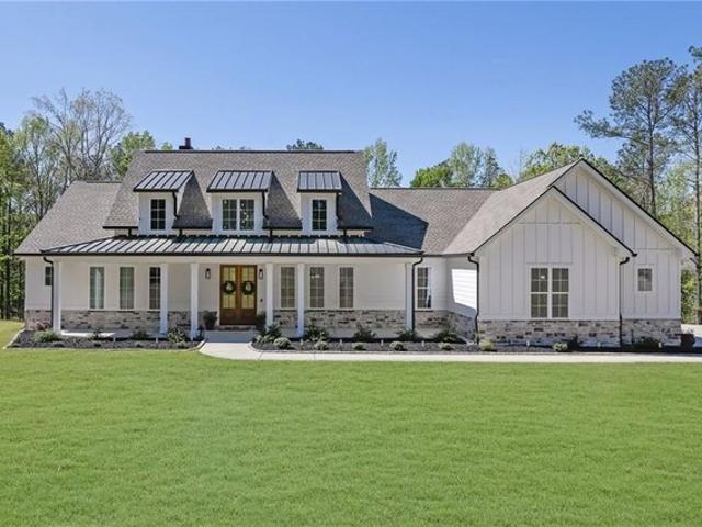 House for sale in Monroe, Walton County