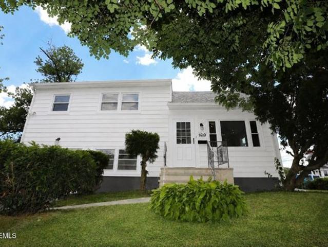 House for sale in Monmouth, New Jersey