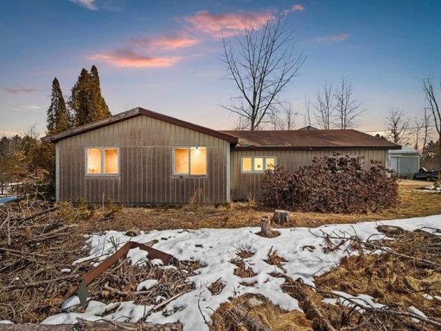 House for sale in Crivitz, Wisconsin