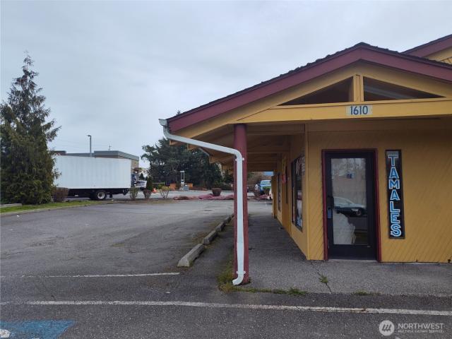 Commercial for sale in Mount Vernon, Skagit County