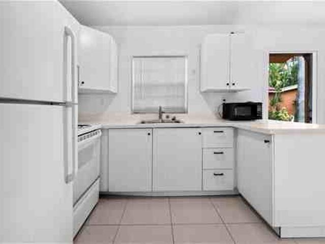 Apartment for rent in Hollywood, Florida