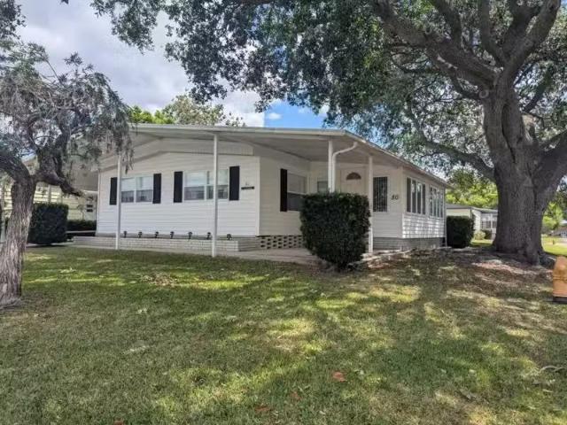 House for sale in Lakeland House for sale in Lakeland