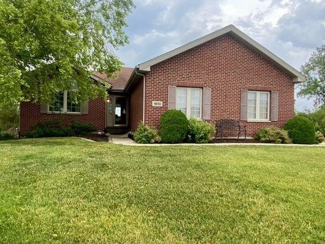 House for sale in Beecher, Illinois