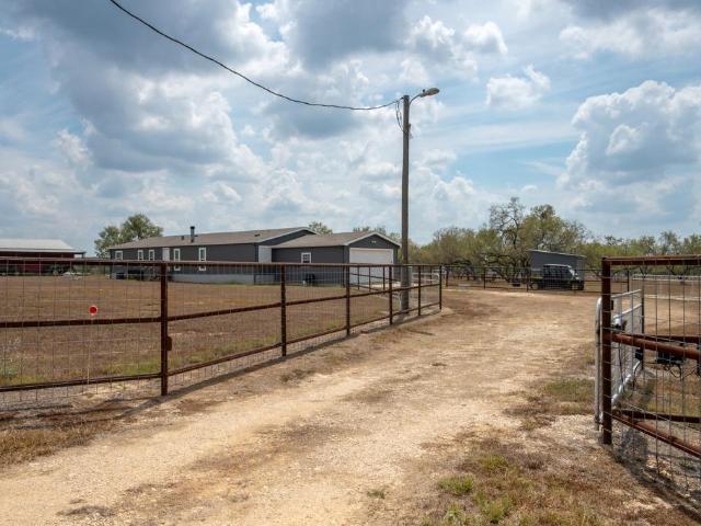 House for sale in Caruth, Caldwell County