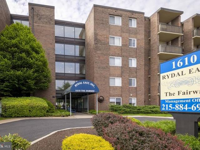 Condo for sale in Jenkintown, Pennsylvania