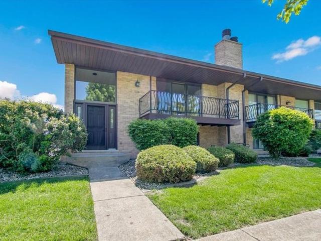 Townhouse for sale in Tinley Park, Illinois