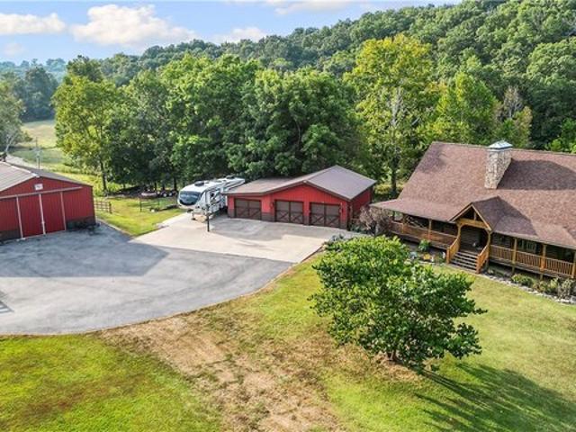 House for sale in Ark