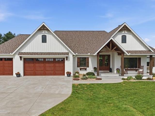House for sale in Trivoli, Illinois