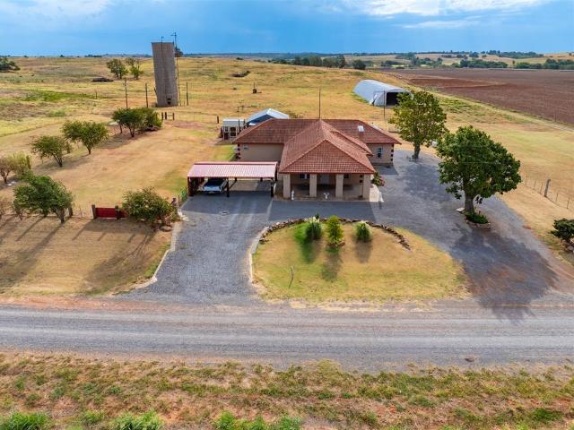 House for sale in Caddo, Oklahoma