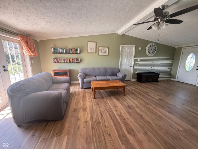 House for sale in Elizabethtown, Indiana