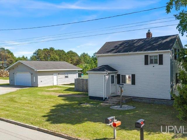 House for sale in Escanaba, Michigan