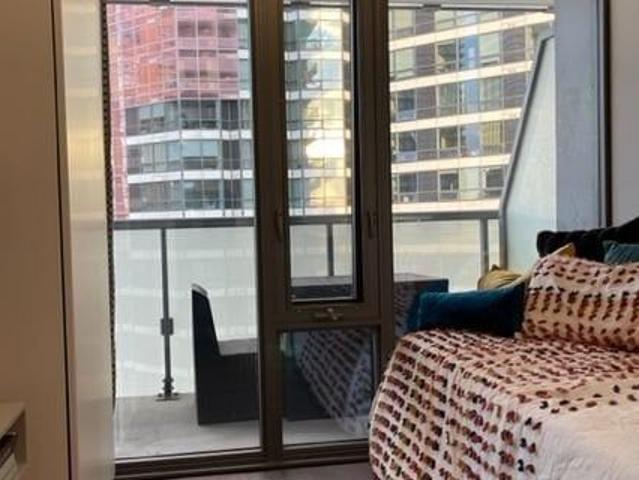 House for rent in Toronto Centre, Toronto