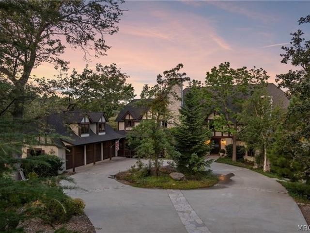 House for sale in Cedar Glen, California